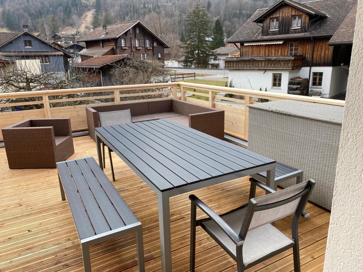 Spring Inn Apartments Meiringen Εξωτερικό φωτογραφία