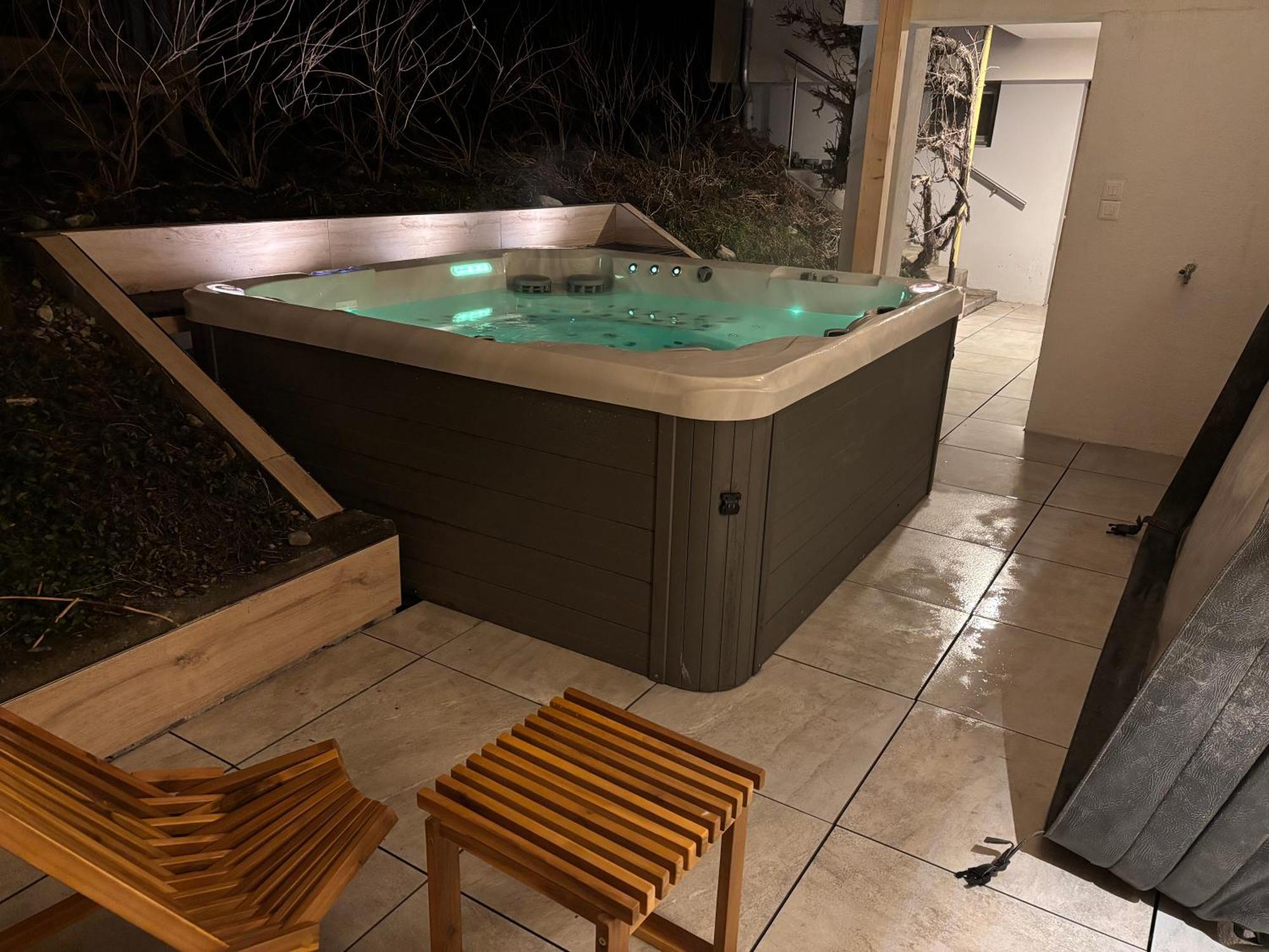 Spring Inn Apartments Meiringen Εξωτερικό φωτογραφία